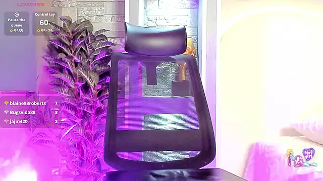 Ashley_Beaomunt's cam snapshot