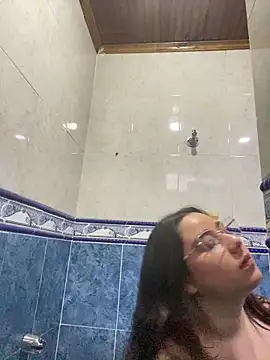 LunaGil1 live sex cam