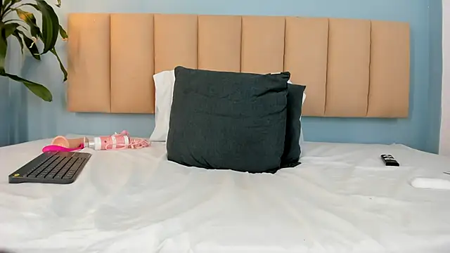 alanna_mg_'s cam snapshot