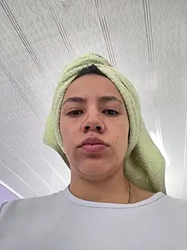 Marianahb-e live sex cam