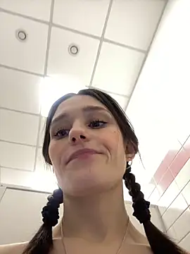 Mia_Mia_M live sex cam