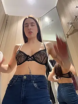 Holly_Play live sex cam