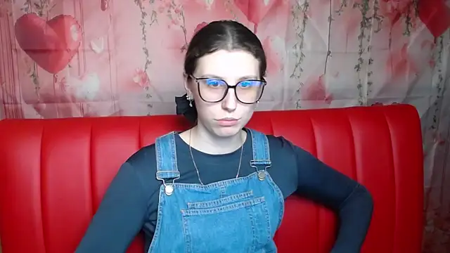 LilianaShine live sex cam