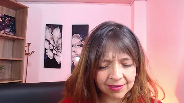 Queen_fit77's cam snapshot