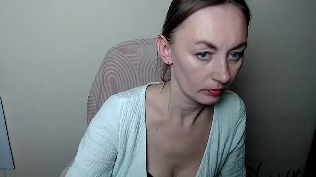 LiaSeass_'s cam snapshot