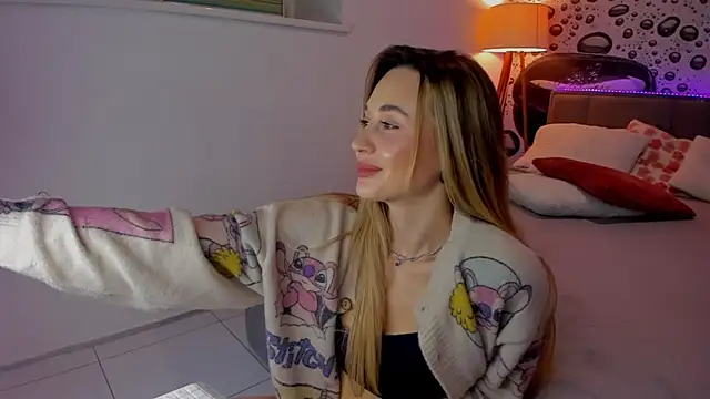 AlexaWilds's cam snapshot