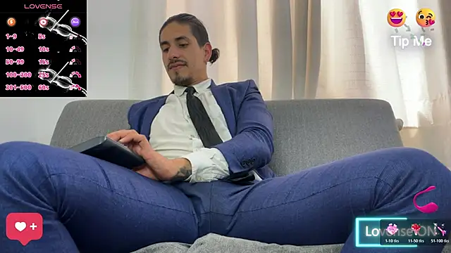 Tom_blunt96 live sex cam