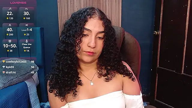 Sofia-bloom's cam snapshot