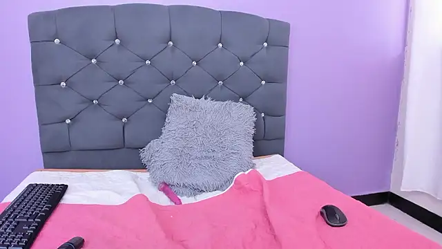 greecy_0's cam snapshot