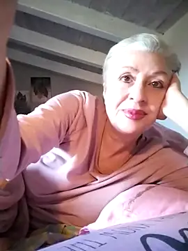 divinaerotica live sex cam