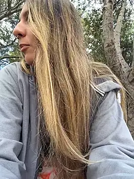 sarah_honey__ live sex cam