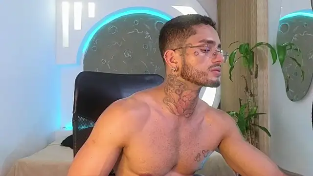 Alanrodgers live sex cam