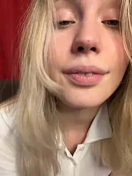 LovelyMiu live sex cam