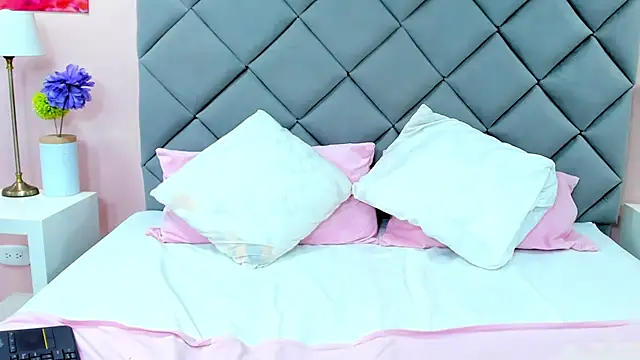 SienaStonee's cam snapshot