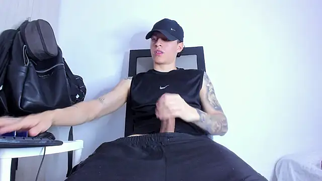 enzo_bvlgari live sex cam