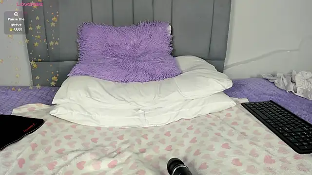 Sophia_Ebony's cam snapshot