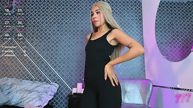 Aleja_bloom's cam snapshot