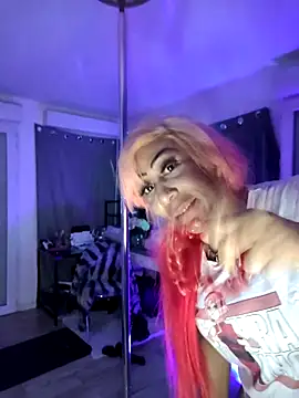 iamlalamilano's cam snapshot