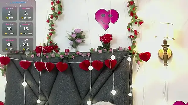 IndraKaur_'s cam snapshot