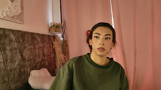 MelanyStone_'s cam snapshot