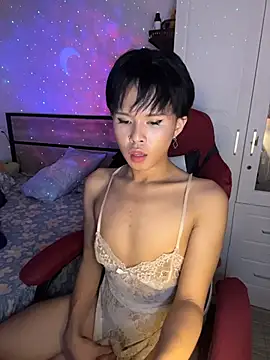 Luxxara live sex cam