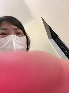 Hachi_Sweetbabie_ live sex cam