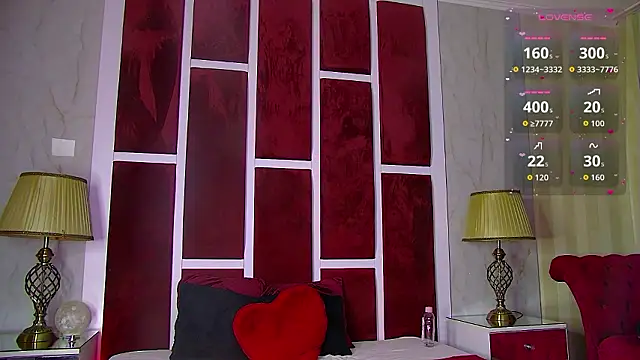 TalliaJade live sex cam