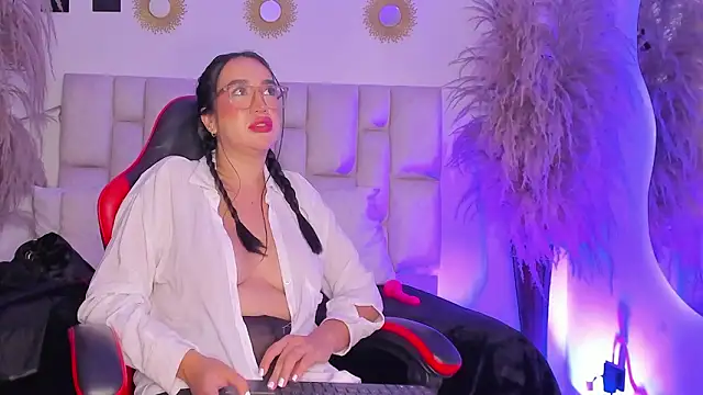 spicy_white_'s cam snapshot