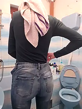 Sexyadventuregirl live sex cam