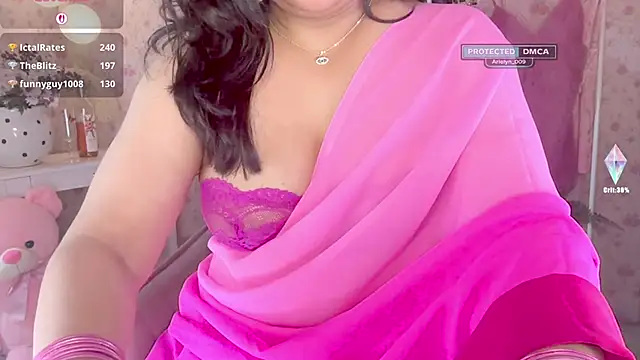 Arielyn_009's cam snapshot