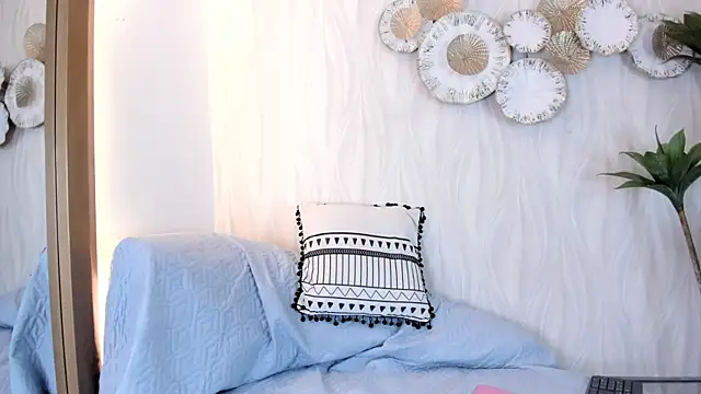 pinkmoon30's cam snapshot