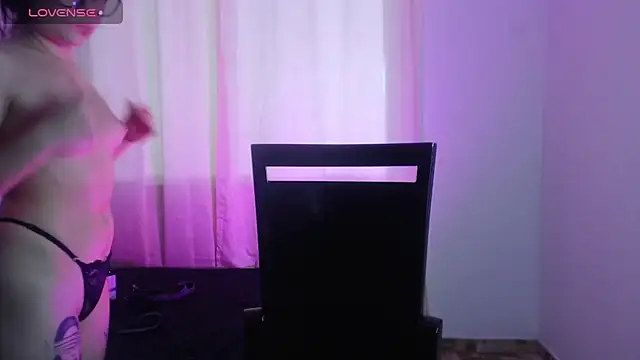 _Moon_rose's cam snapshot