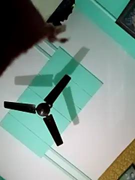 kusbu0077's cam snapshot