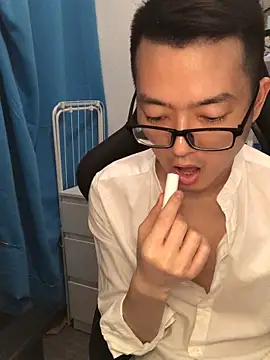 Chinese-33's cam snapshot