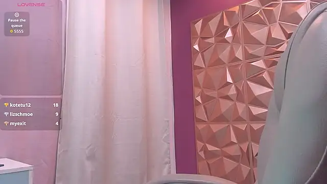 KimiDeep live sex cam