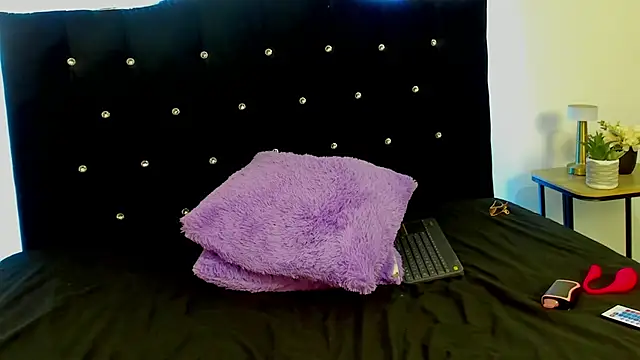 Velvet_Rebel15's cam snapshot