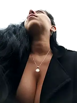 Luianna live sex cam