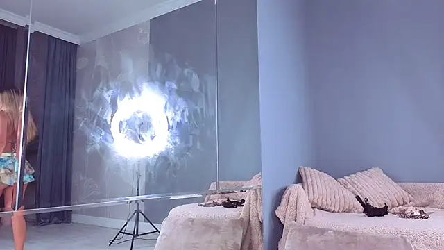 SpoilM3Mor3 live sex cam