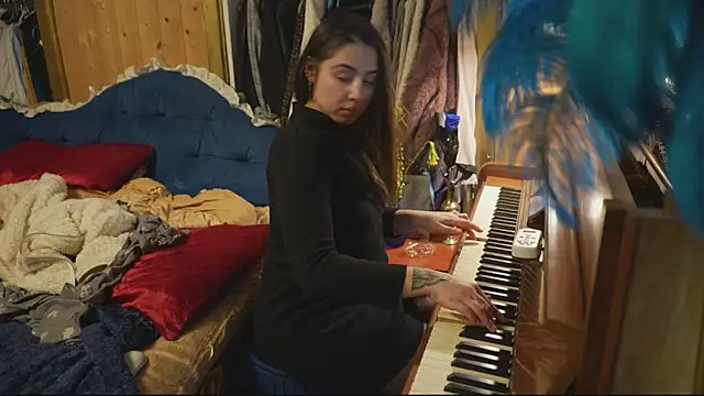 VanessaDoyle live sex cam