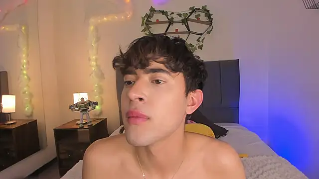 JustinCastiblanco live sex cam