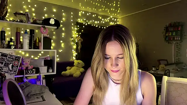 amily_sunray's cam snapshot