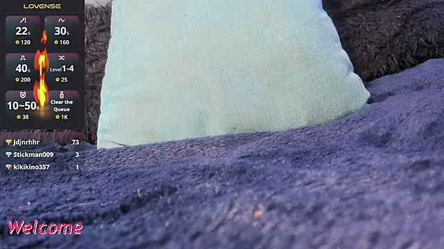 celesstte_00's cam snapshot