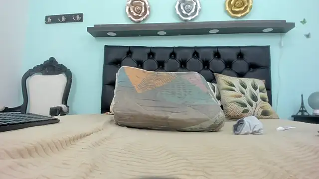 Sexy_ebony_1's cam snapshot