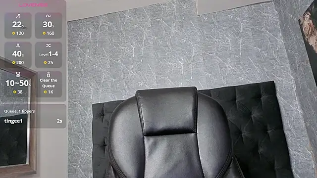 aria__monroe's cam snapshot