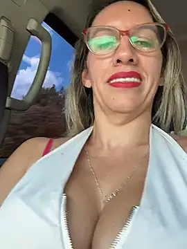 Gatitacarlita live sex cam