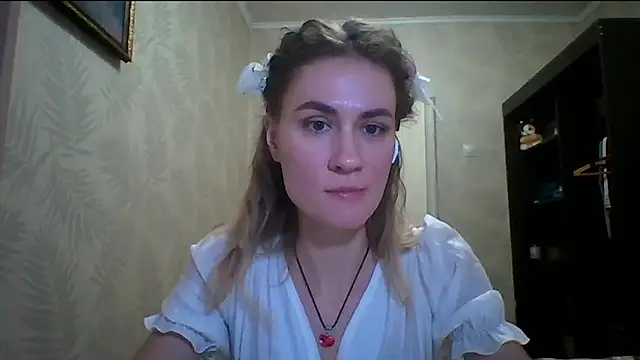 DeanneGilcher's cam snapshot