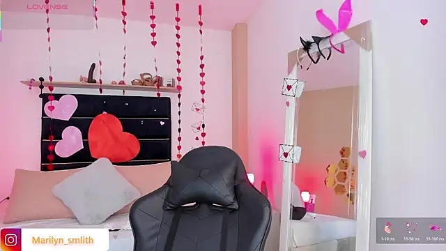MarilynSmIith live sex cam