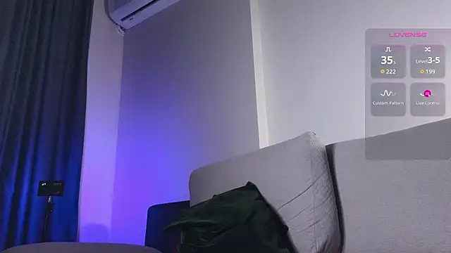 S3Xyes's cam snapshot