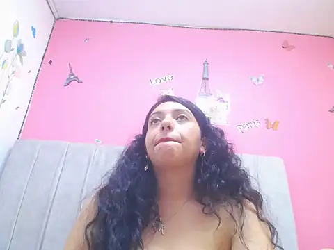 missirina303av's cam snapshot