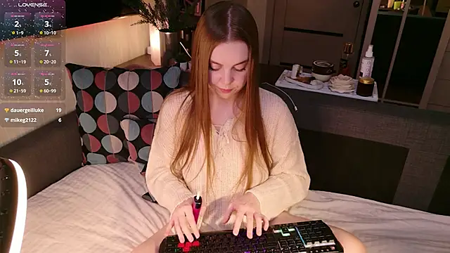 bratwifelina's cam snapshot